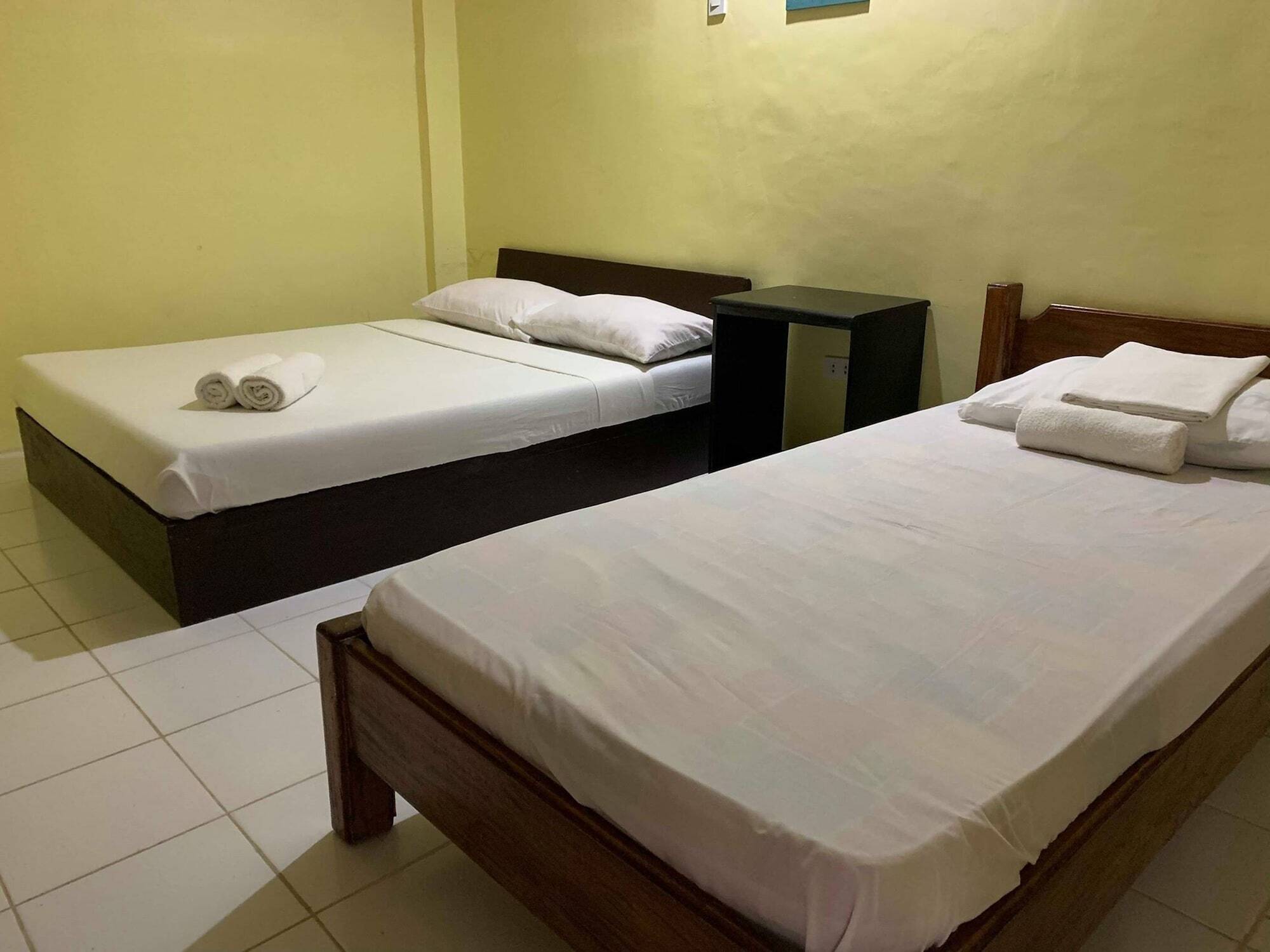 El Moro Beach Resort (Adults Only) Balabag  Exterior photo
